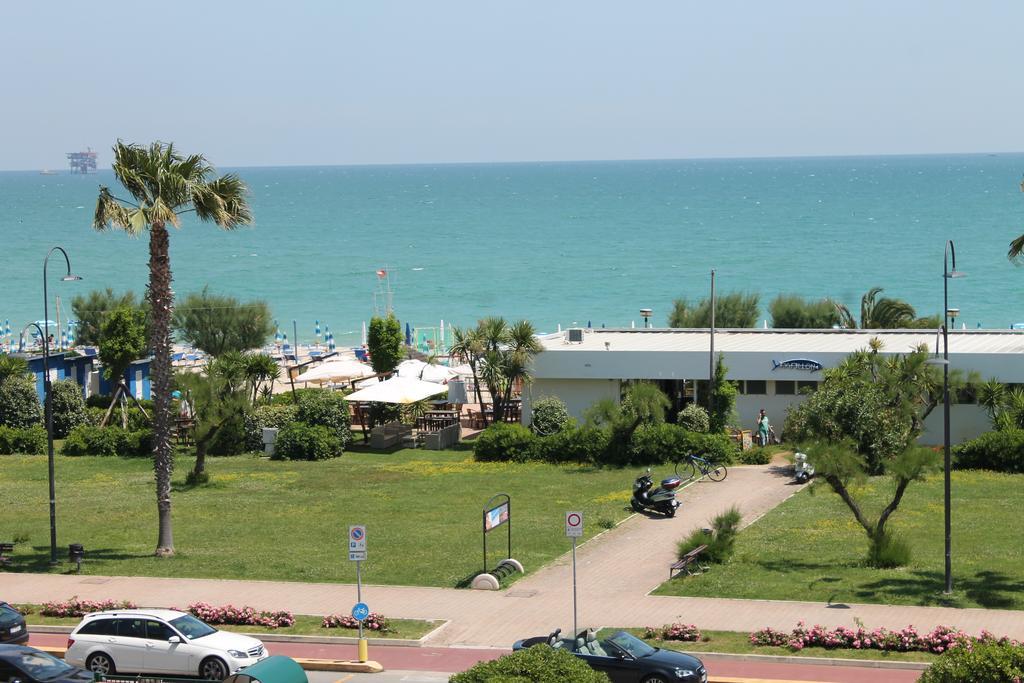 Casavacanze Castelli Di Sabbia Porto Sant'Elpidio Bagian luar foto